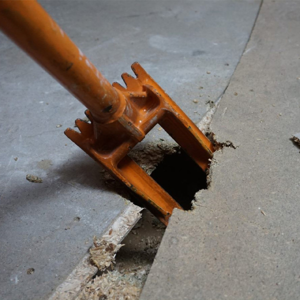 Gutster Medium Demolition Wrecking Bar