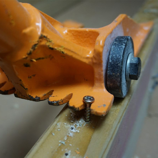 Gutster Medium Demolition Wrecking Bar