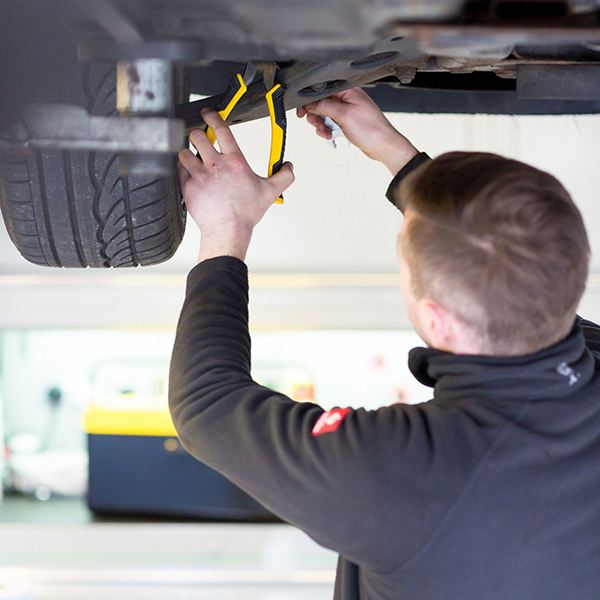 Stanley Control Grip Combination Pliers 
