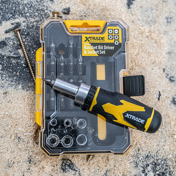 XTrade Ratchet Bit Driver & Socket Set (23 Piece)