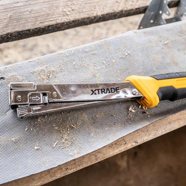 XTrade X0900208 Hammer Tacker for Flat Wire Staples 6-10mm